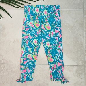Lilly Pulitzer capri leggings with bow ties
